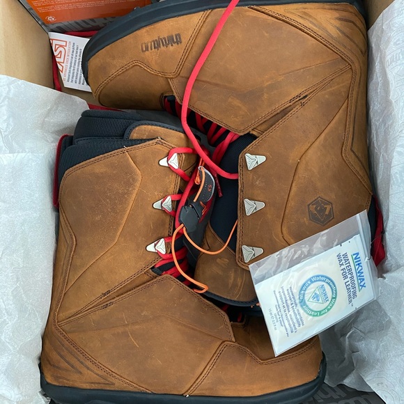 thirtytwo lashed premium